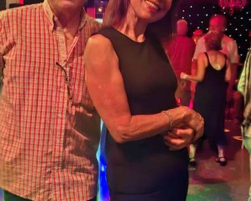 33133 18 Sabado  FIESTA DEL AMOR, estalla SUBLIME
