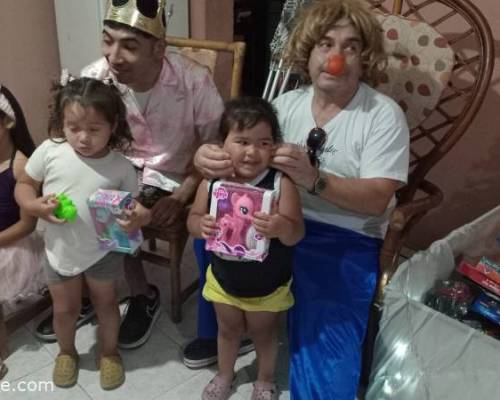 33173 18 TARDE DE REYES EN EL COMEDOR INFANTIL