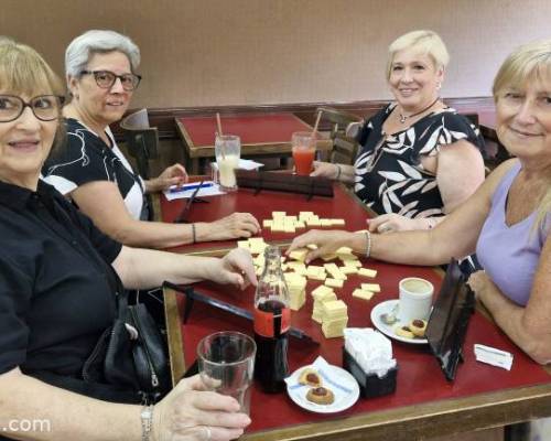 33183 4 TARDE DE BURAKO Y RUMMY