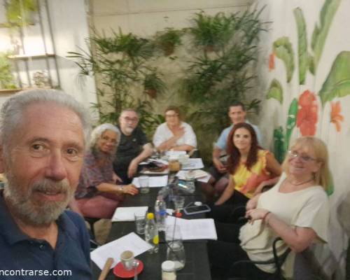 Hablando en serio...polémico relato que despertó una multiplicidad de emociones. Interesante lo que generan las palabras en cada uno...en cada singularidad .. :Encuentro Grupal Miniclub de lectura (y escritura): Cuentos de verano.