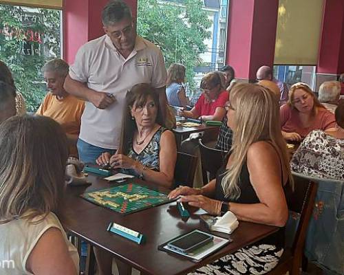 33229 2 JUGAMOS SCRABBLE EN CABALLITO!!!!