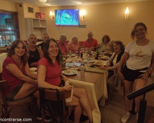 Una mesaza!!! :Encuentro Grupal Caminatas y algo más... (Ejercicios y elongación) 
