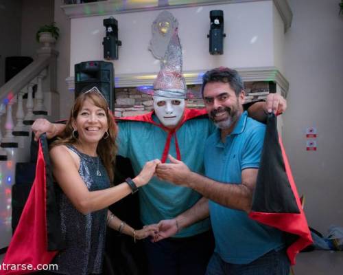 33272 12 BAILE DE ANTIFACES EN VILLA URQUIZA !  