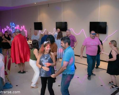33272 13 BAILE DE ANTIFACES EN VILLA URQUIZA !  