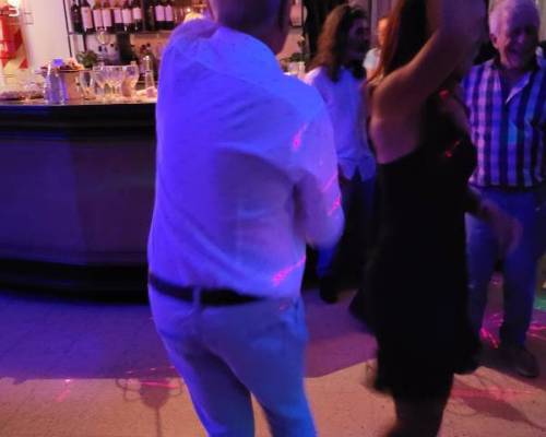Esta pareja se baila todo !!  :Encuentro Grupal FESTEJAMOS EL MES DE LA MUJER