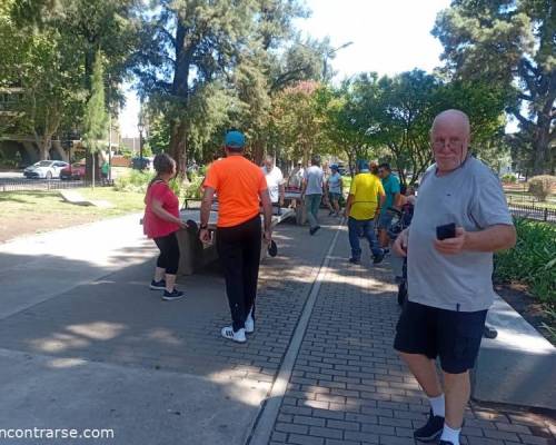 33280 2 PIMPONEAMOS EN VILLA DEVOTO