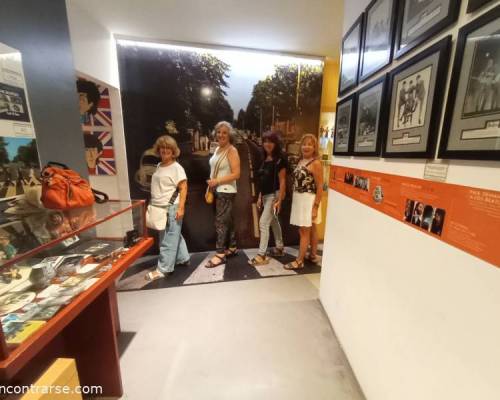 33298 2 Museo Beatles de Buenos Aires