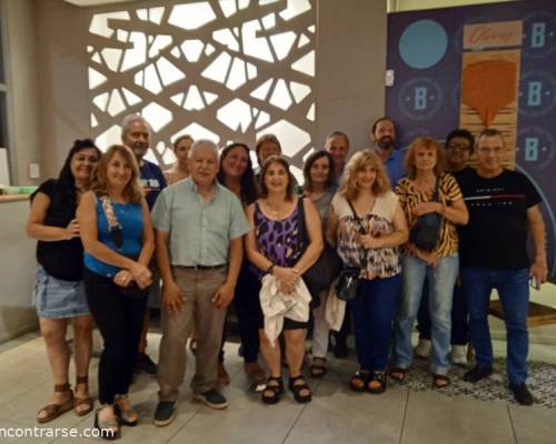 33306 4 COMPARTIMOS CHARLA Y CAFE EN CASTELAR ZONA OESTE