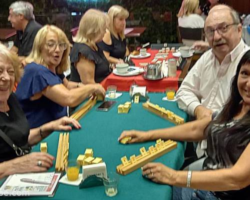 Una tarde Genial  :Encuentro Grupal Jugamos Rummy en Caballito !!! Nuevo horario 
