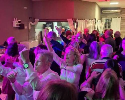 33467 14 NOCHE DE FIESTA, BUENA MUSICA BOLICHERA Y SHOW EN VIVO