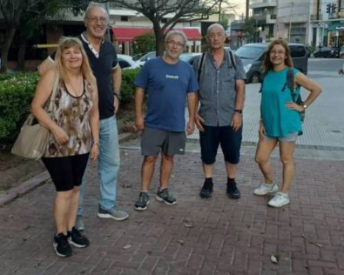 33482 1 Caminatas y algo más... (Ejercicios y elongación) 