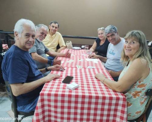 33511 10 LAS 3 T CON CANASTA + SCRABBEL