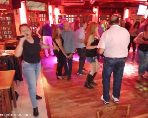 33547 16 LO MEJOR DE LO MEJOR ?   BAILAR EN JOE BAR     !  !  !