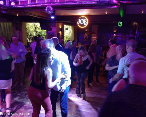 33547 2 LO MEJOR DE LO MEJOR ?   BAILAR EN JOE BAR     !  !  !