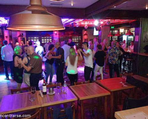 33547 4 LO MEJOR DE LO MEJOR ?   BAILAR EN JOE BAR     !  !  !