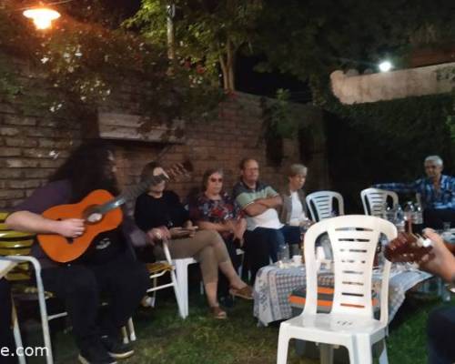 33595 8 COMIDA Y GUITARREADA EN LO DE MAJO!!!