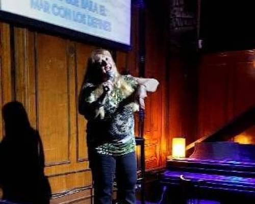 33596 13 VOLVEMOS A CANTAR Y A DIVERTIRNOS EN EL KARAOKE.