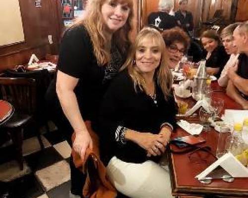 33596 6 VOLVEMOS A CANTAR Y A DIVERTIRNOS EN EL KARAOKE.