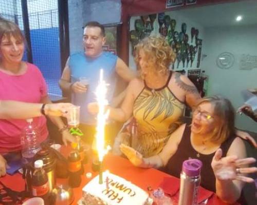 33625 17 ** JUGAMOS AL PADDLE **