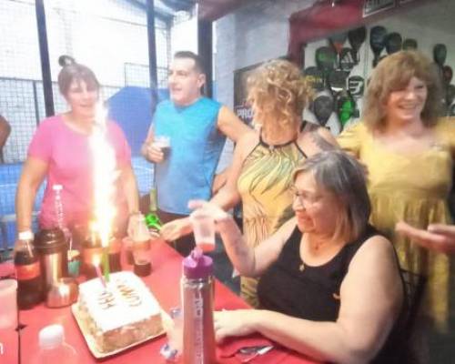 33625 7 ** JUGAMOS AL PADDLE **