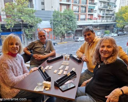 Tres Organizadores de Encontrarse juntos! @GERARED @GISELLE y @ANTONIO1956 Guauuu 😀👏👏🥰 :Encuentro Grupal Jugamos Rummy en Caballito !!! Nuevo horario 