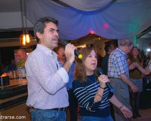 33731 37 ALMUERZO CON KARAOKE EN VILLA DEL PARQUE !  LO MÁS DE LO MÁS !