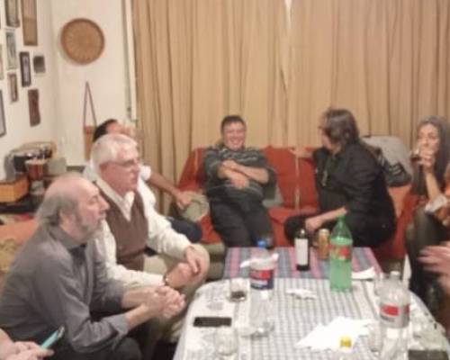33733 24 GUISO DE LENTEJAS Y GUITARREADA EN LO DE MAJO!!!