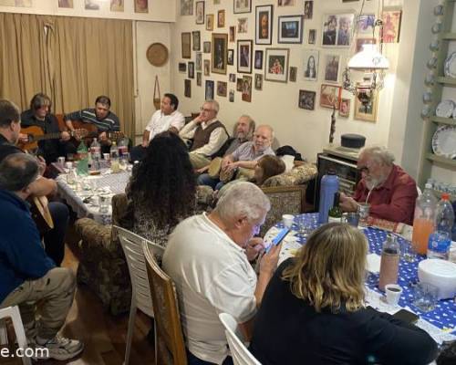 33733 30 GUISO DE LENTEJAS Y GUITARREADA EN LO DE MAJO!!!