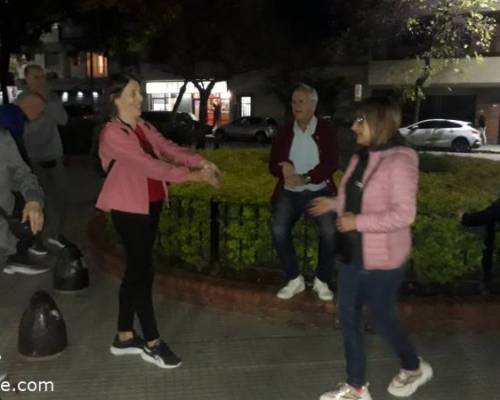 33779 1 Caminatas y algo más... (Ejercicios y elongación) 