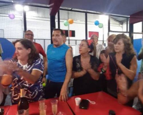 33844 4 ** JUGAMOS AL PADDLE **