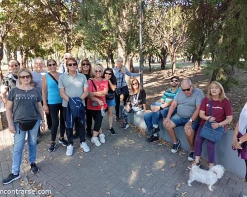 33875 22 Caminata tranqui,  más social que deportiva.