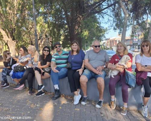 33875 37 Caminata tranqui,  más social que deportiva.