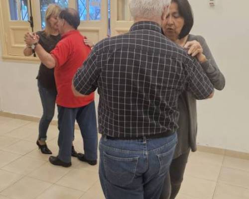33909 10 TECNICAS Y PRACTICAS DE TANGO...