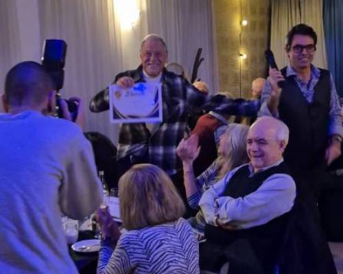 34070 99 NOCHE DE DIPLOMAS PARA TODOS , CENA Y BAILE EN VILLA DEL PARQUE !