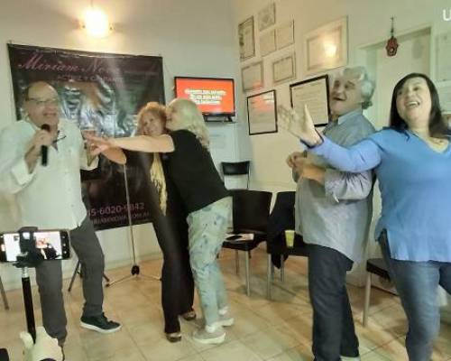 34117 3 VOLVEMOS!! TENES GANAS DE CANTAR, ACÁ ESTAMOS! 9 AÑO CONSECUTIVO DEL TALLER DE CANTO  !