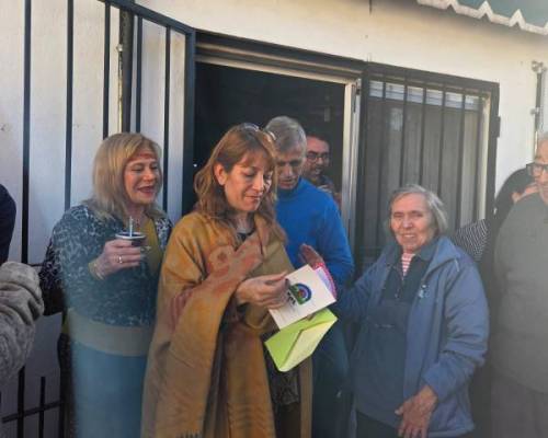 Festejos de cumpleaños y el regalito para Marcela  :Encuentro Grupal ASALTO MOVIDITO CON CUMPLEAÑOS ESPECIALES !