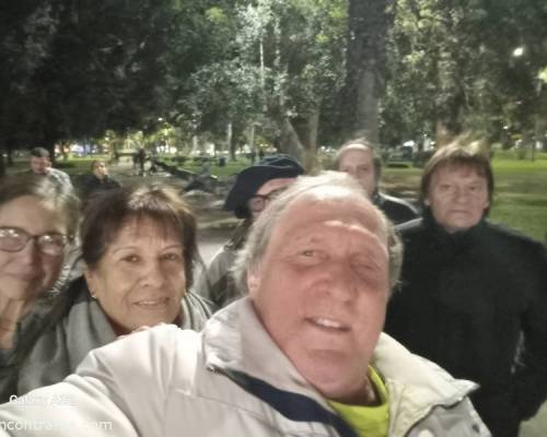 34211 4 SE VA MAYO Y NOS JUNTAMOS EN DEVOTO