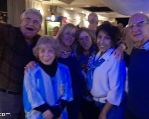 34213 57 ¡JUNTADA PATRIA ! TARDE DE BAILE, KARAOKE Y PURA DIVERSION.......