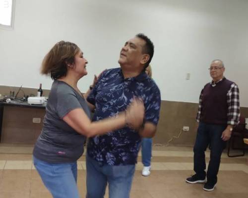 34248 12 Asadito y Fiesta 80s y 90´s Disco, Rock y Eurodance. Cumple Geminianos
