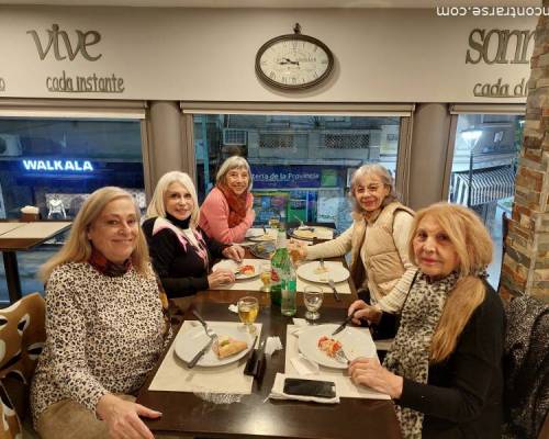 34274 27 ENCUENTRO, CHARLA Y MERIENDA, en ADROGUE