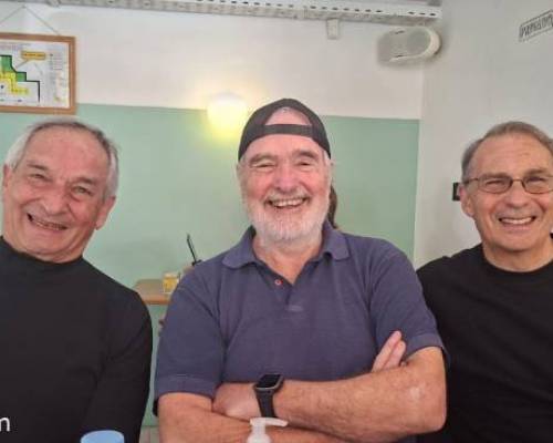 Una pinturita esta foto.. Roman, Norberto y Marito!! Salieron muy lindos chicos. :Encuentro Grupal VENITE A CAMINAR A  RAMOS... EJERCICIO, CHARLAS Y CAFÉ!