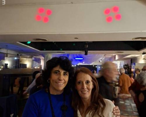Amiga del alma :Encuentro Grupal DOMINGO CON RITMO Y ALEGRIA, Bailamos aunque afuera haga frio.....