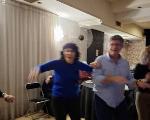 Tirando pasos ja! :Encuentro Grupal DOMINGO CON RITMO Y ALEGRIA, Bailamos aunque afuera haga frio.....