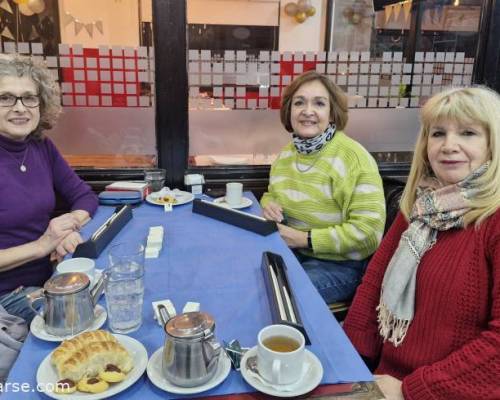 34415 1 TARDE DE BURAKO Y RUMMY