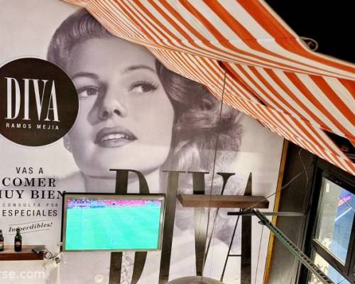 34482 23 CHARLAS DE DOMINGO CAFE MEDIANTE