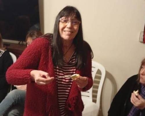 34504 2 GUISO DE LENTEJAS Y GUITARREADA EN LO DE MAJO!!!