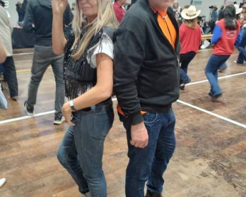 34508 11 WEST WINTER FEST 2. Country Music Festival
