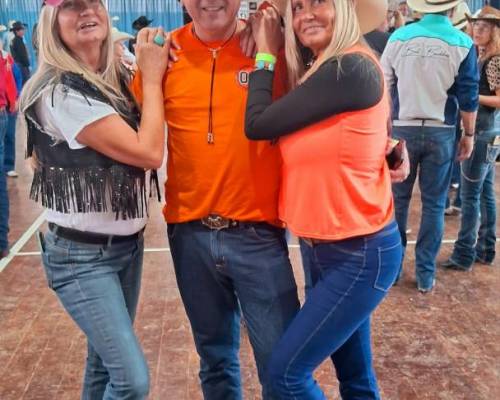 34508 4 WEST WINTER FEST 2. Country Music Festival