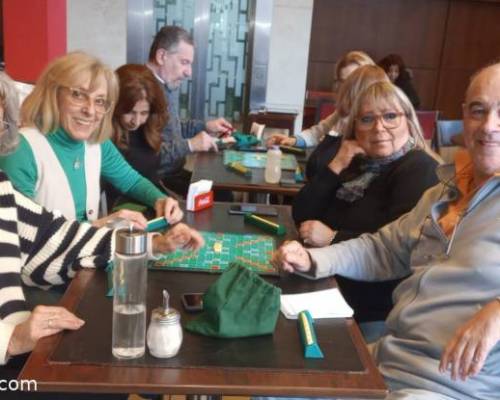 34519 13 **SCRABBLE contra la ola polar en Caballito !!!