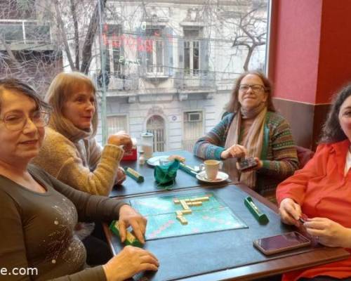 34519 5 **SCRABBLE contra la ola polar en Caballito !!!